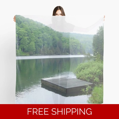 Le Studio Scarf Lake Perry Green